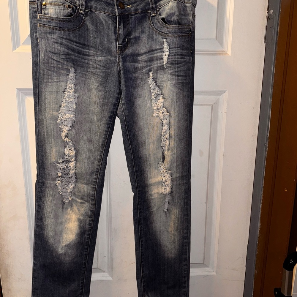 Distressed Gray Women's Jeans